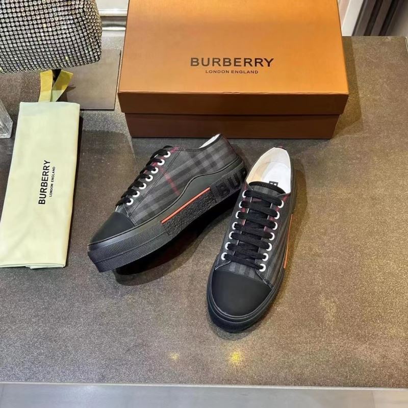 Burberry Low Shoes